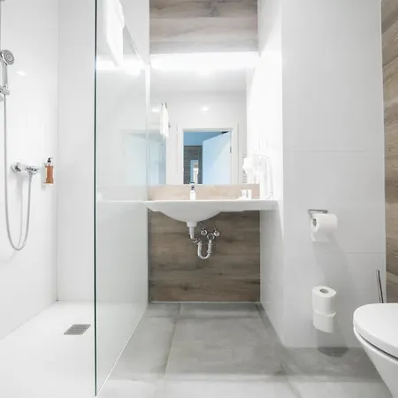 Vacationclub - Czarna Gora 201 3* سيينا